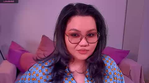 Barbie Kim online show from November 2025 01:15:01 AM