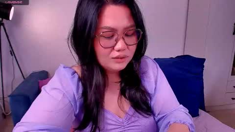 Barbie Kim online show from March 2026 05:46:01 AM