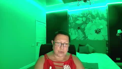 barbaraturners online show from September 2025 07:07:02 PM