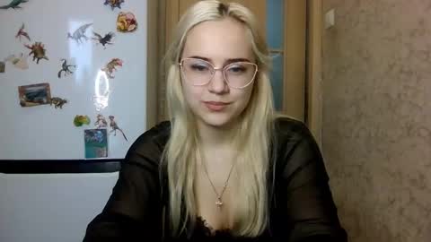 Snapshot of barbie___girl chatting on December 2025 07:48:02 AM barbie___girl online show from December 2025 07:48:02 AM