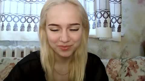 Snapshot of barbie___girl chatting on January 2026 08:30:01 AM barbie___girl online show from January 2026 08:30:01 AM