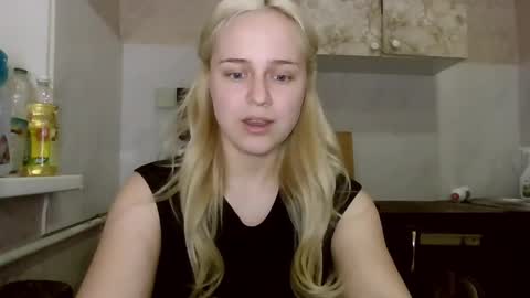 barbie___girl online show from April 2026 07:14:01 PM