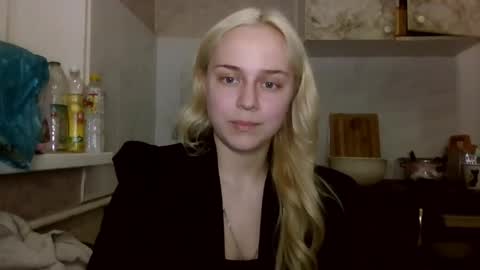 barbie___girl online show from April 2026 07:19:01 PM