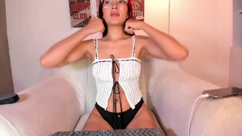  independet model online show from May 2026 02:42:01 AM