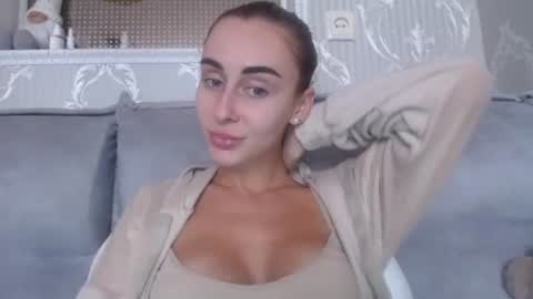 Kate online show from September 2025 09:11:02 AM