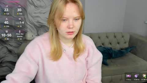 Snapshot of barbie_staze chatting on November 2025 02:35:01 AM Barbie Staze online show from November 2025 02:35:01 AM