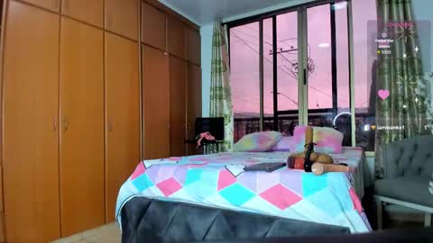 Snapshot of barbiefoxx chatting on September 2025 08:12:02 PM Barbiefoxx online show from September 2025 08:12:02 PM