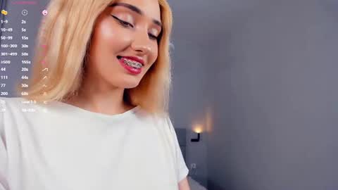 Mia online show from June 2026 03:03:02 PM