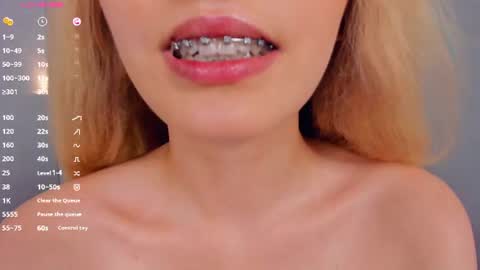Mia online show from June 2026 03:27:01 PM