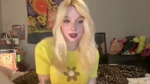 Snapshot of bardoteyed chatting on December 2025 08:18:02 PM Bardot Eyed online show from December 2025 08:18:02 PM