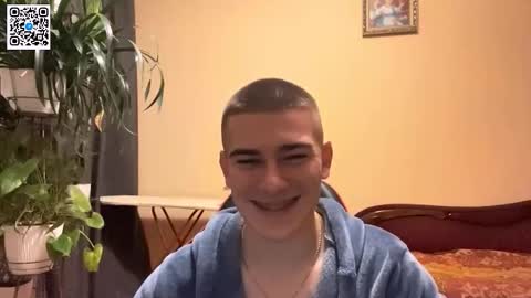 Snapshot of barepulse chatting on December 2025 10:37:01 PM Eric online show from December 2025 10:37:01 PM