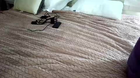 Sjjsjaj online show from May 2026 10:55:02 AM