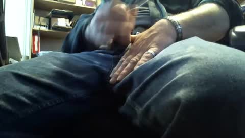 bartender3127 online show from March 2025 06:11:01 PM