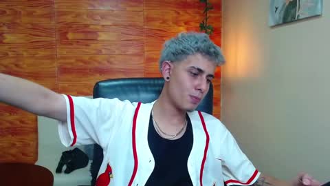 Bastian online show from December 2024 05:18:02 AM