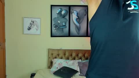 bastian_jones1 online show from January 2025 07:03:01 AM