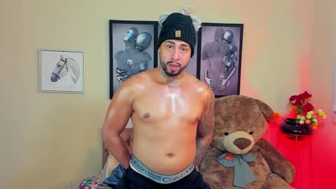 bastian_jones1 online show from January 2025 10:29:02 AM