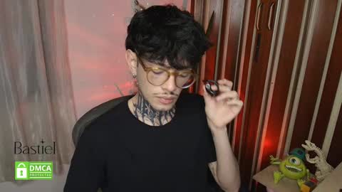 Snapshot of bastiel_ chatting on November 2025 03:06:01 AM Bastiel online show from November 2025 03:06:01 AM