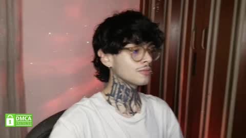 Snapshot of bastiel_ chatting on February 2026 02:01:02 AM Bastiel online show from February 2026 02:01:02 AM