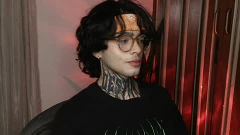 Bastiel online show from May 2026 01:46:02 AM