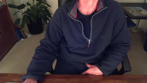 BateBro13 online show from March 2025 12:01:02 PM