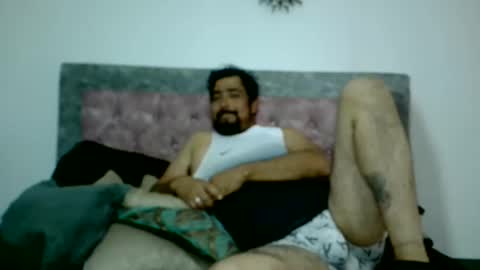 batery82 online show from March 2025 04:00:02 PM