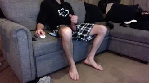 Snapshot of batestallion9x6 chatting on January 2025 04:44:02 AM Batestallion9x6 online show from January 2025 04:44:02 AM