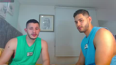 Snapshot of batmayrobin6 chatting on February 2025 02:32:02 AM batmayrobin6 online show from February 2025 02:32:02 AM