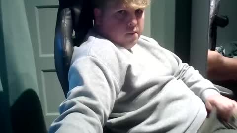 Snapshot of bawly13 chatting on October 2025 08:14:01 AM ray online show from October 2025 08:14:01 AM