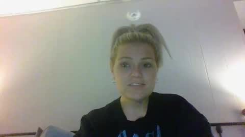 Snapshot of bayybaee21 chatting on November 2025 02:17:02 AM Baylee online show from November 2025 02:17:02 AM