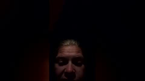 Snapshot of bayybaee21 chatting on April 2026 06:52:01 AM Baylee online show from April 2026 06:52:01 AM