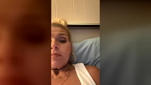 Baylee online show from June 2026 06:52:01 AM