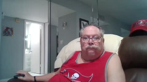 Single Grandpa in Florida. Love to C2C and have Fun Privately online show from February 2026 04:57:01 PM