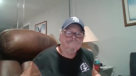 Single Grandpa in Florida. Love to C2C and have Fun Privately online show from May 2026 03:53:02 PM