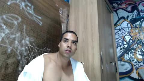 Justin online show from November 2025 10:34:01 PM