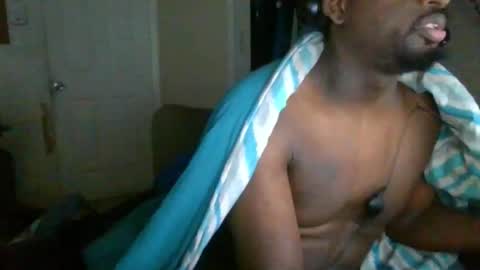 rocker n queen online show from December 2024 02:44:01 PM