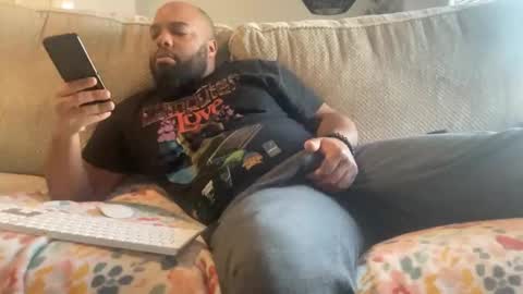 Snapshot of bbcfun44 chatting on January 2025 04:14:02 PM Zaddy online show from January 2025 04:14:02 PM