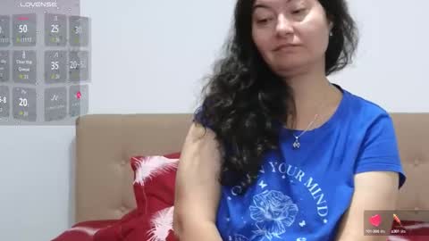 Emma online show from October 2025 05:37:01 AM