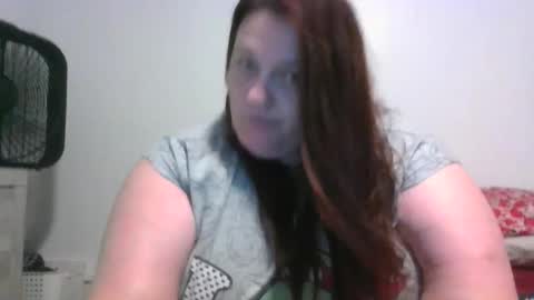 Snapshot of bbwdomqueen chatting on October 2025 09:39:01 AM QuEen KeLs online show from October 2025 09:39:01 AM