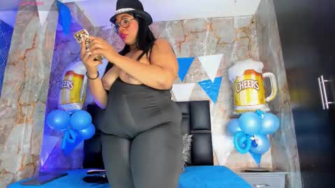 Bbwlatina01 online show from September 2025 01:38:02 PM