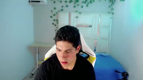 Snapshot of bby_cash_ chatting on July 2026 04:07:02 AM BBY CASH online show from July 2026 04:07:02 AM