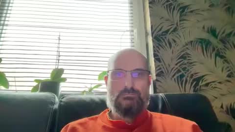 Snapshot of bcbg68 chatting on November 2025 03:23:01 PM bcbg68 online show from November 2025 03:23:01 PM