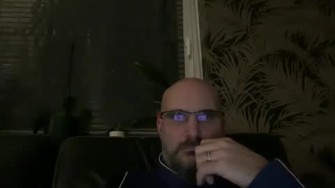 Snapshot of bcbg68 chatting on December 2025 06:36:02 PM bcbg68 online show from December 2025 06:36:02 PM