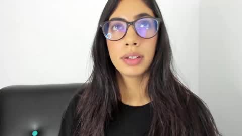 Snapshot of bdanevil chatting on December 2024 05:48:01 PM daniela villamizar online show from December 2024 05:48:01 PM