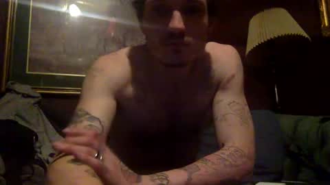 Snapshot of bdnwest417 chatting on March 2025 01:42:02 AM BESTDICK417 online show from March 2025 01:42:02 AM