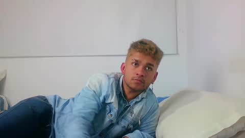 Snapshot of be_sinners chatting on December 2024 01:18:01 AM Sara Juan online show from December 2024 01:18:01 AM