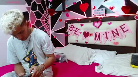 Snapshot of be_sinners chatting on February 2025 05:09:01 AM Sara Juan online show from February 2025 05:09:01 AM