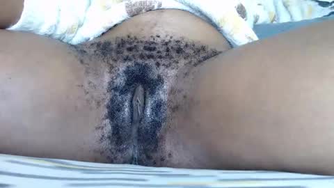 Snapshot of bea_black chatting on February 2026 06:51:01 AM bea online show from February 2026 06:51:01 AM