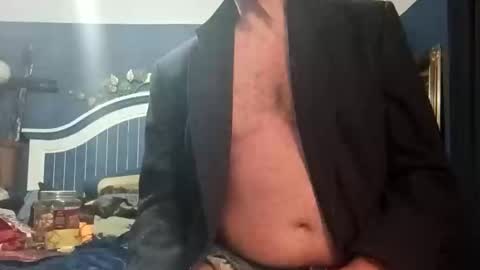 Snapshot of beaatoffbob chatting on November 2025 10:15:02 PM beaatoffbob online show from November 2025 10:15:02 PM