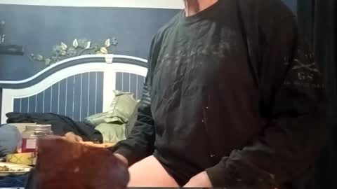 Snapshot of beaatoffbob chatting on November 2025 09:41:02 PM beaatoffbob online show from November 2025 09:41:02 PM