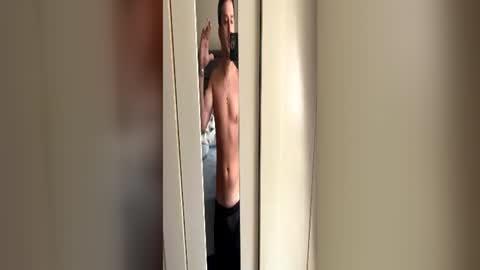 beachhutman online show from June 2026 06:01:02 PM